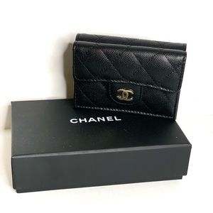 CHANEL Caviar Quilted Flap Card Holder Wallet Black
